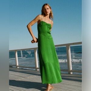 Doen Lorraine Silk Dress, size S, brand new, never worn.